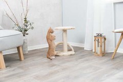 Vitoria Plush & Sisal 17″ Cat Scratching Post with Platform, Beige