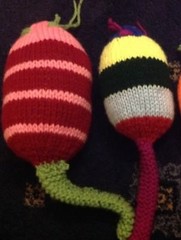 Mixed set: LARGE+ SMALL BALL, 2 GIANT RATS, 2 BABY MICE AND A MIAOW TOY.