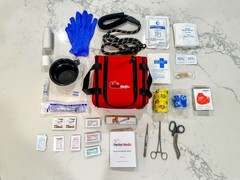 Pet Vet Medic Cat & Dog First Aid Kit – Pet Emergency Kit, Pet Health Supplies