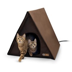 K&H Pet Products Multi-Kitty A-Frame Outdoor Kitty House Cat Shelter Heated or U