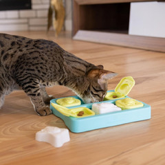 Kitty Cube Interactive Treat Puzzle Cat Toy, Blue (Pack of 12)