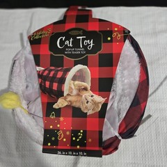 New Holiday Pop Up Tunnel With Teaser Toy Cats Plaid Red Black Christmas Gift
