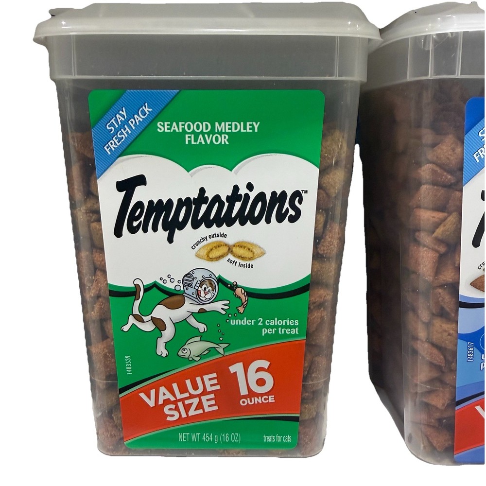 Temptations Classic Seafood Medley Cat Treats 16 oz.(CHOOSE TYPE MESSAGE SELLER