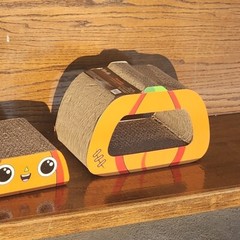 Lot Of Two 2 in 1 Halloween Cat Scratcher