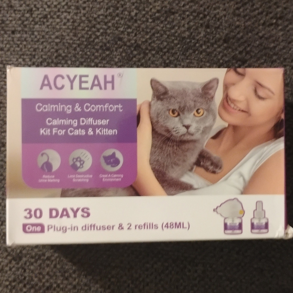 ACYEAH Calming & Comfort Plug-In Diffuser Kit for Cats, 30 Days, 2 Refills 48mL