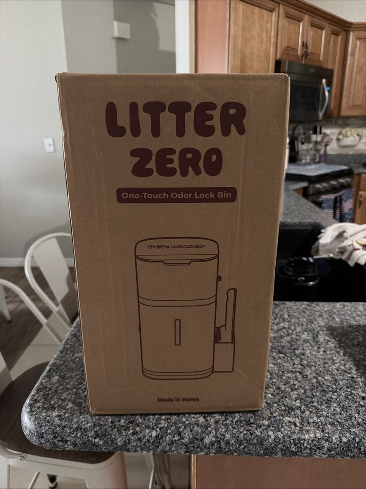 Litter Zero One-Touch Odor Lock Bin Cat Litter Box Main Unit + 1 Refill