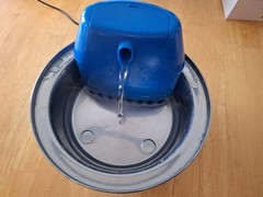 Pet Fountain Watering by Aqua Stream – w/Extra brand new pump and filters