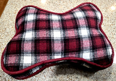 Plush Red/Black Plaid Bone-Shape Soft-Sided Pet/Dog Pillow/Cushion;20″Reversible